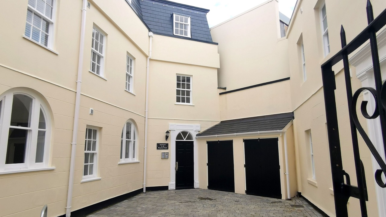 Photo of Bathroom in Southampton City Centre