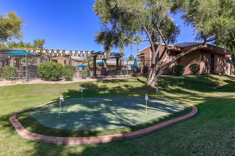 Photo of Others in Desert Paradise Estates