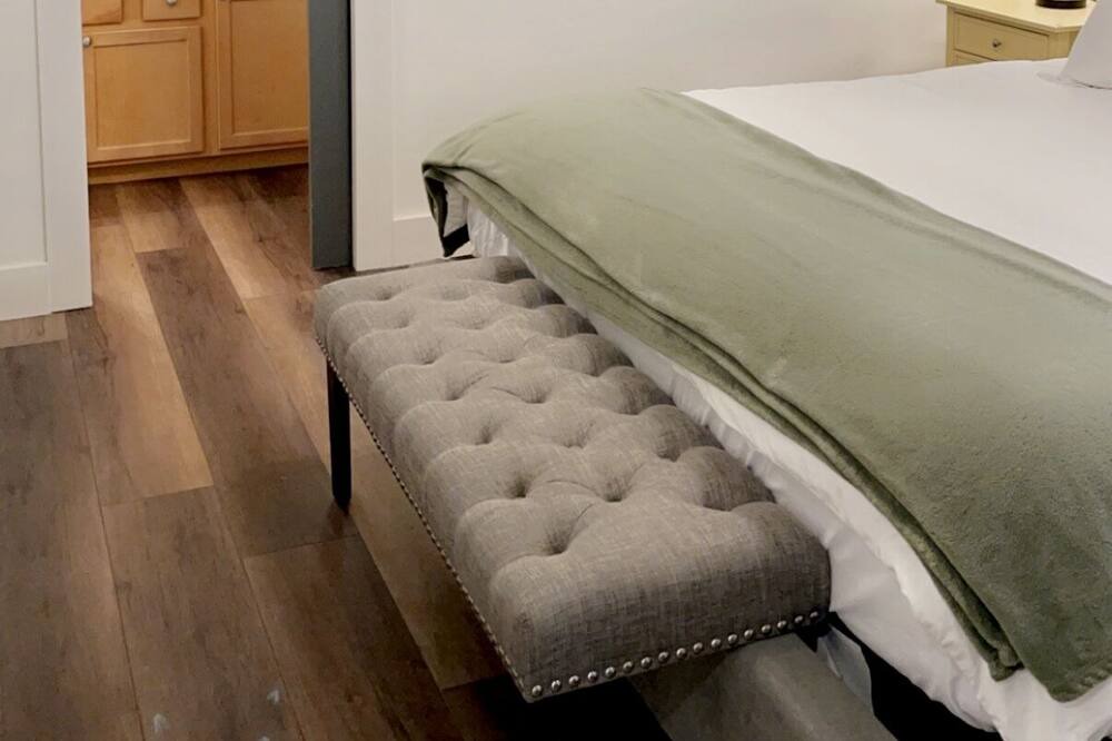 Photo of Bedroom in Desert Paradise Estates