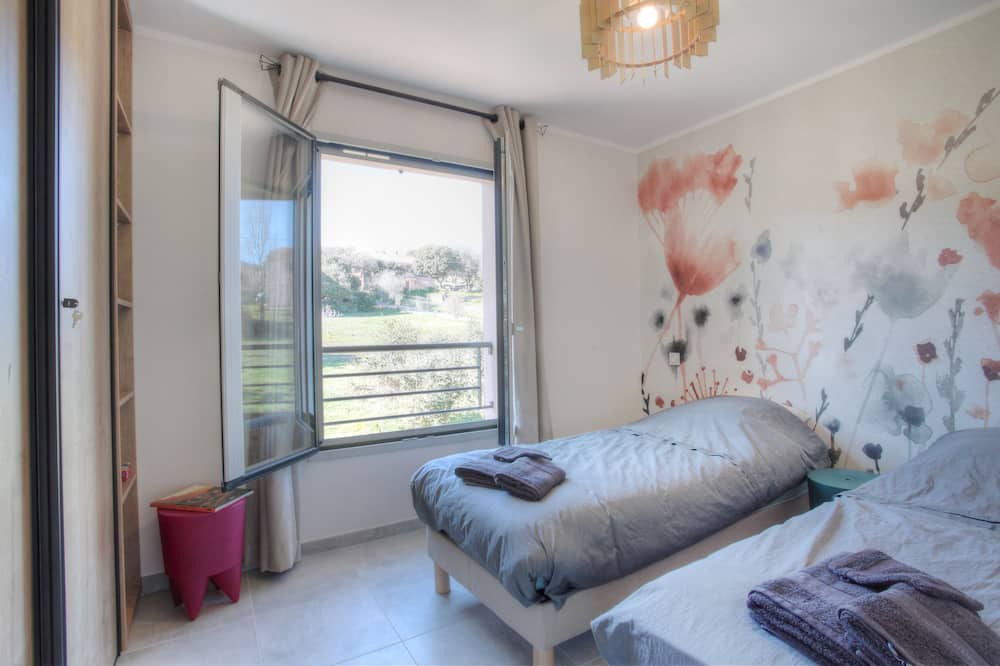 Photo of Bedroom in Santo-Pietro-di-Tenda