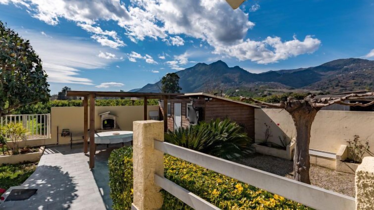 Photo of Outdoor in Santa-Lucia-di-Moriani