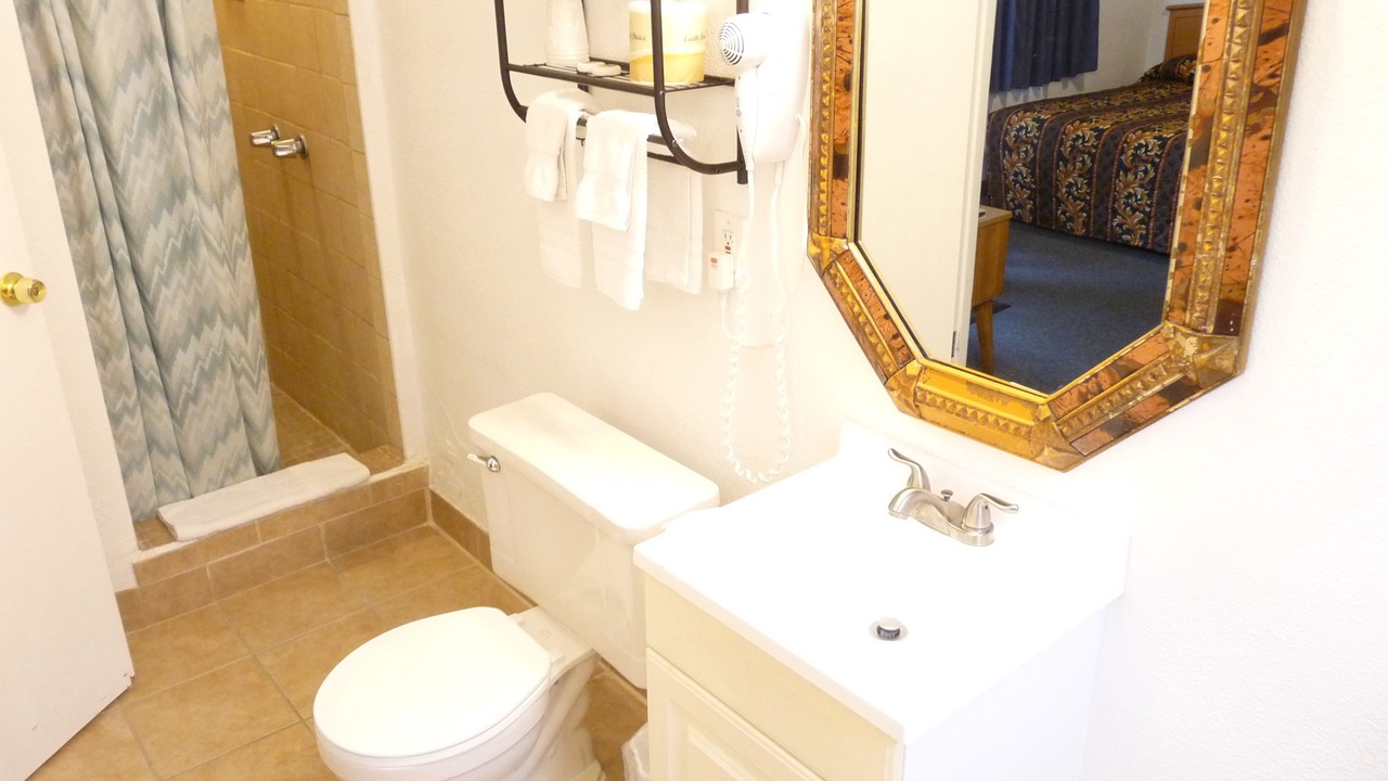 Photo of Bedroom in Seligman