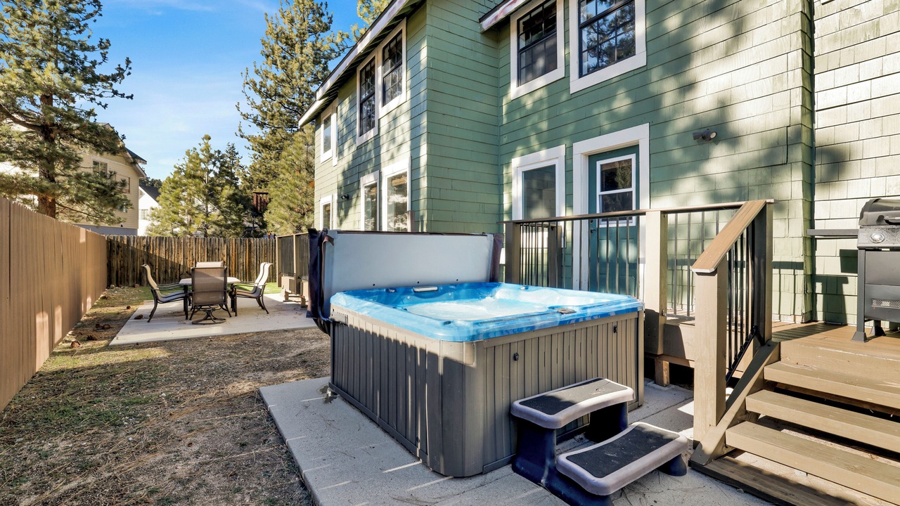 Photo of Patio Balcony in Fawnskin