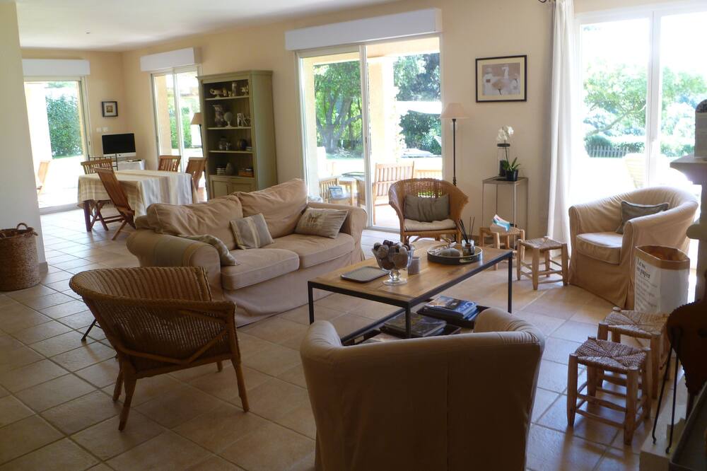 Photo of Livingroom in Sagone