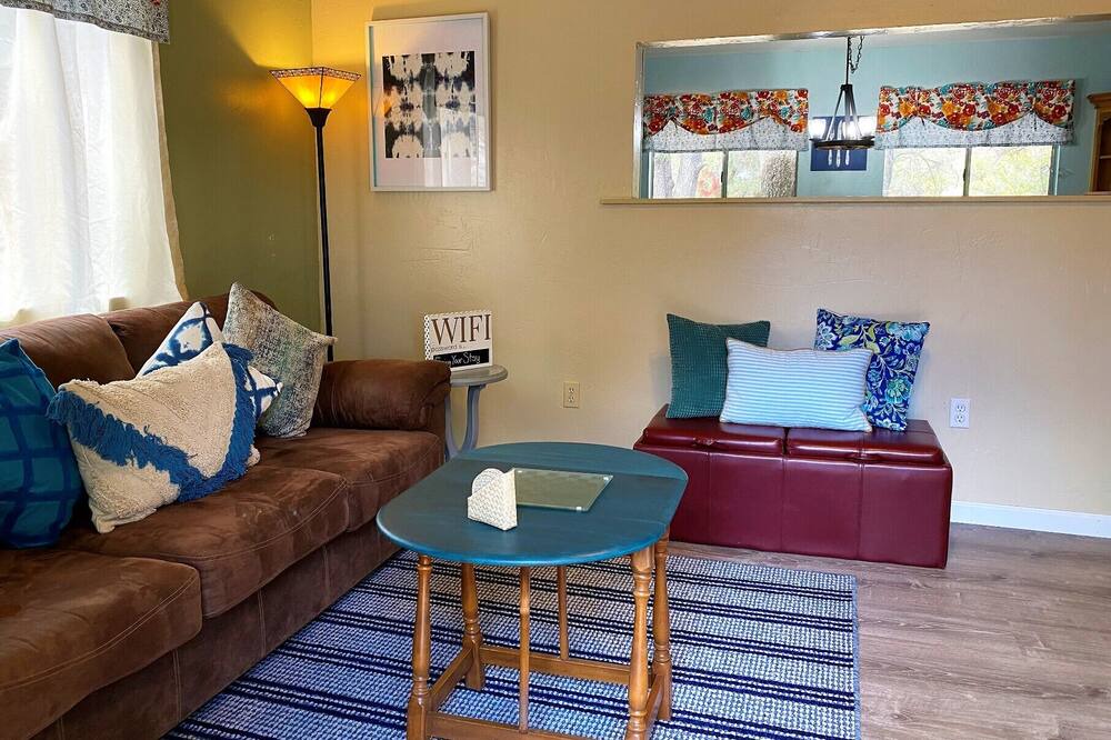 Photo of Livingroom in Ponderosa Park