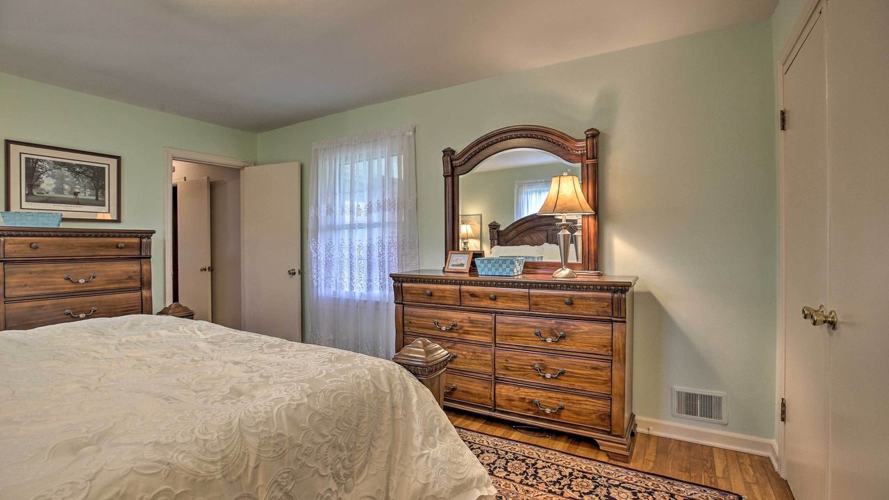 Photo of Bedroom in Lexington