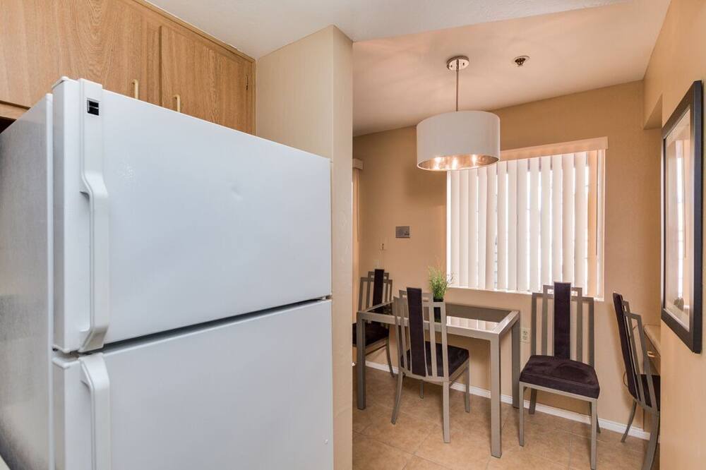 Photo of Kitchen in Surprise