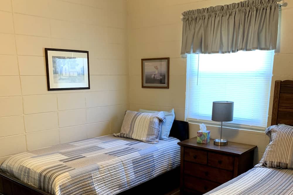 Photo of Bedroom in Newport