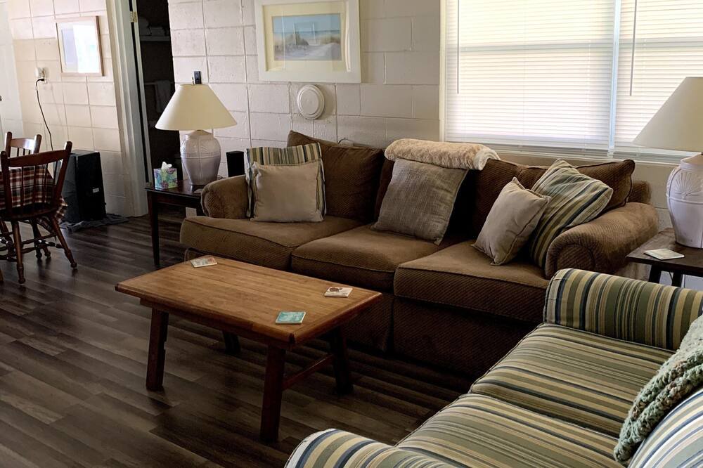 Photo of Livingroom in Newport