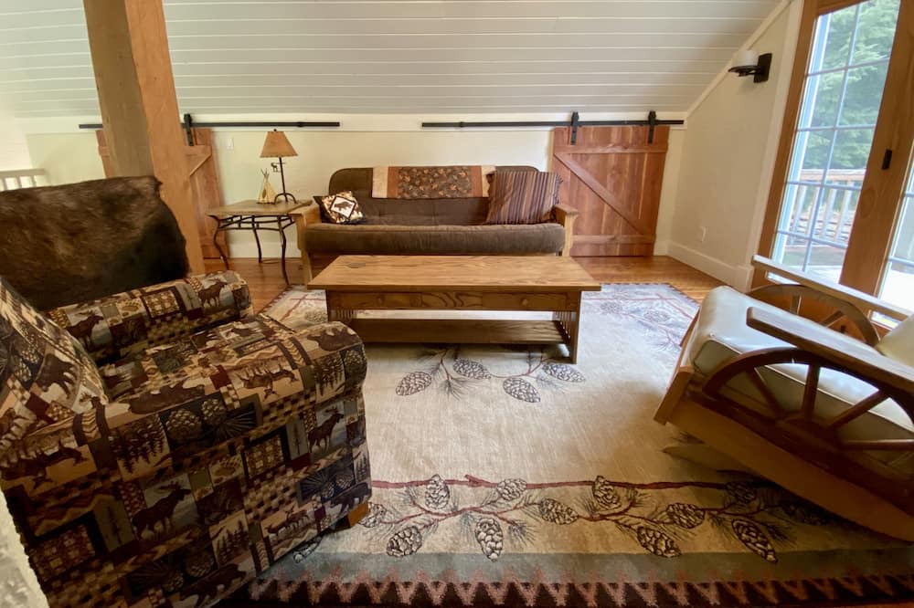 Photo of Livingroom in Thompson Falls