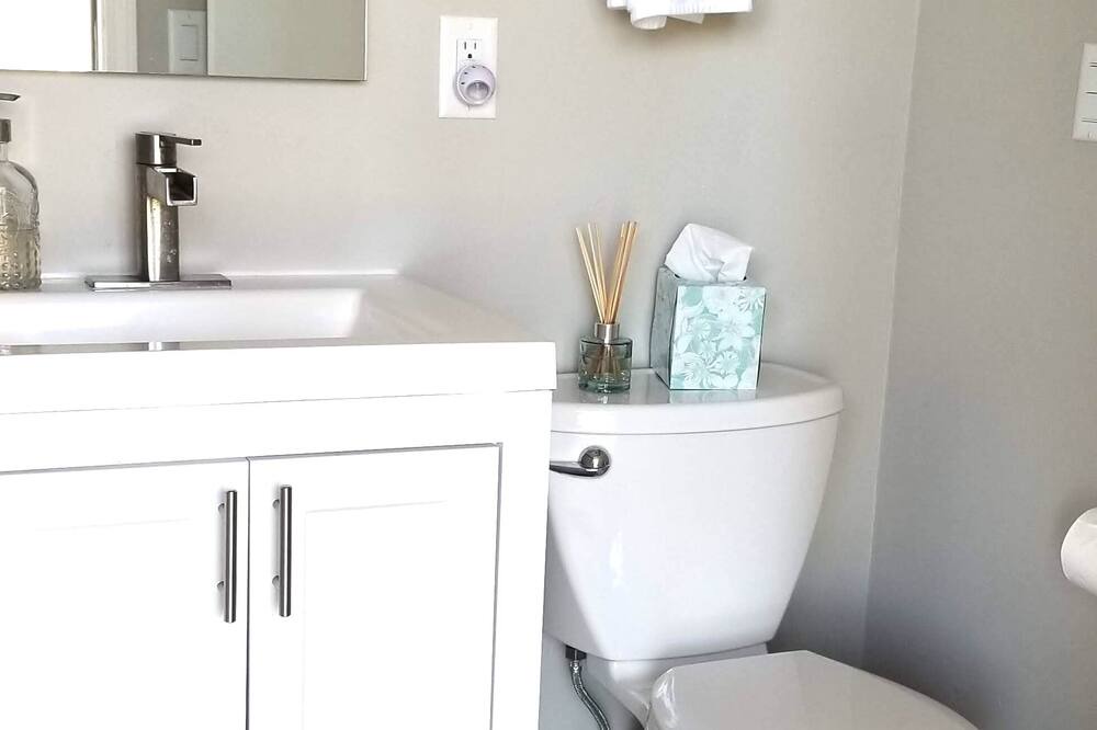 Photo of Bathroom in Del Mar Heights