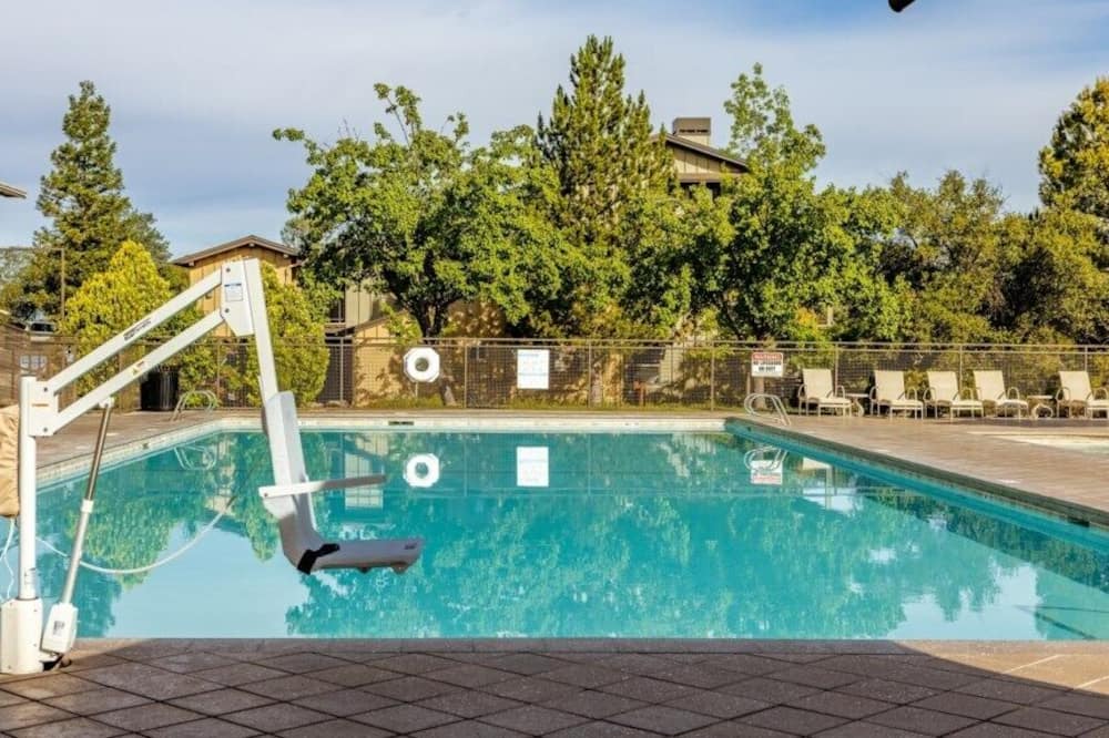 Photo of Outdoor in Altaville