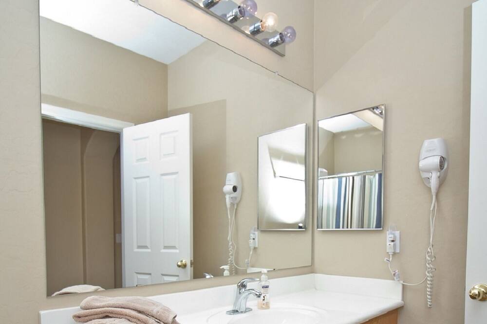Photo of Bathroom in Rancho Gabriela