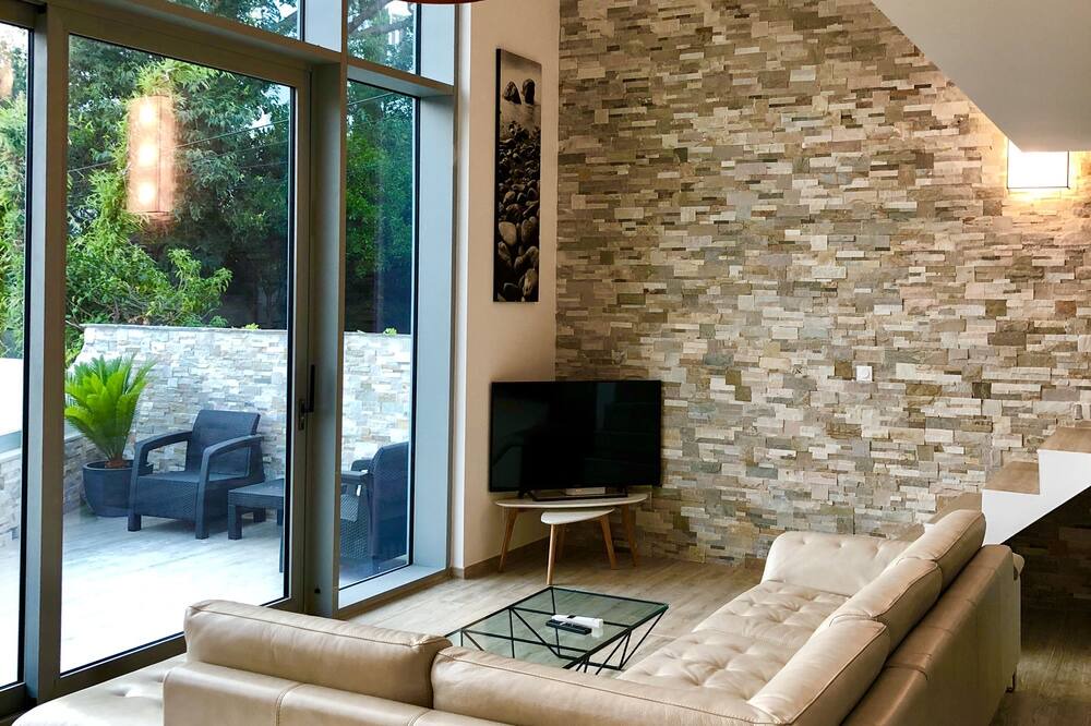 Photo of Livingroom in Ville-di-Pietrabugno