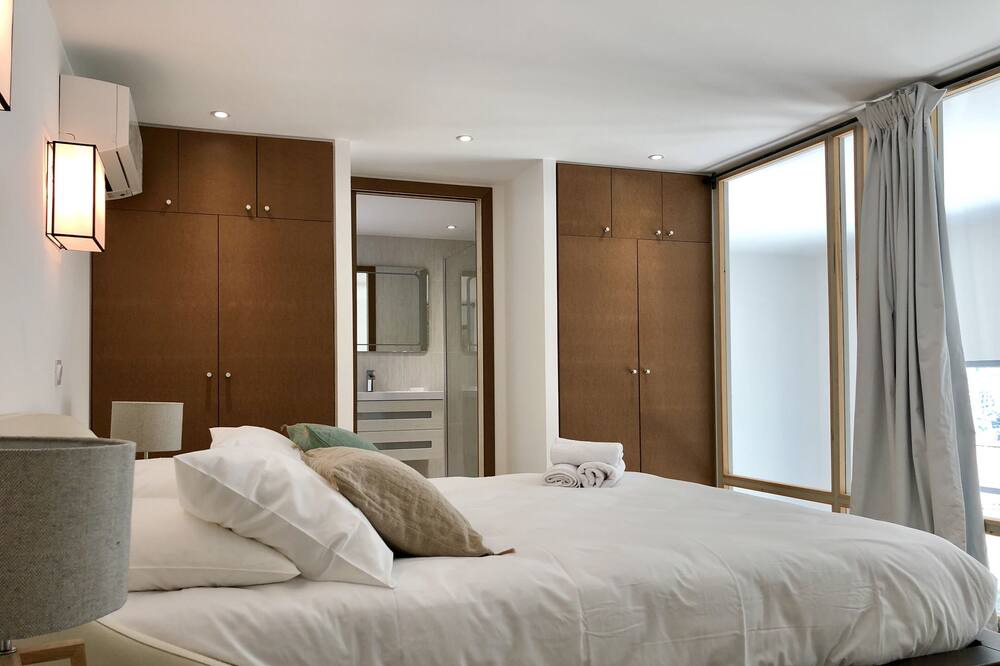 Photo of Bedroom in Ville-di-Pietrabugno