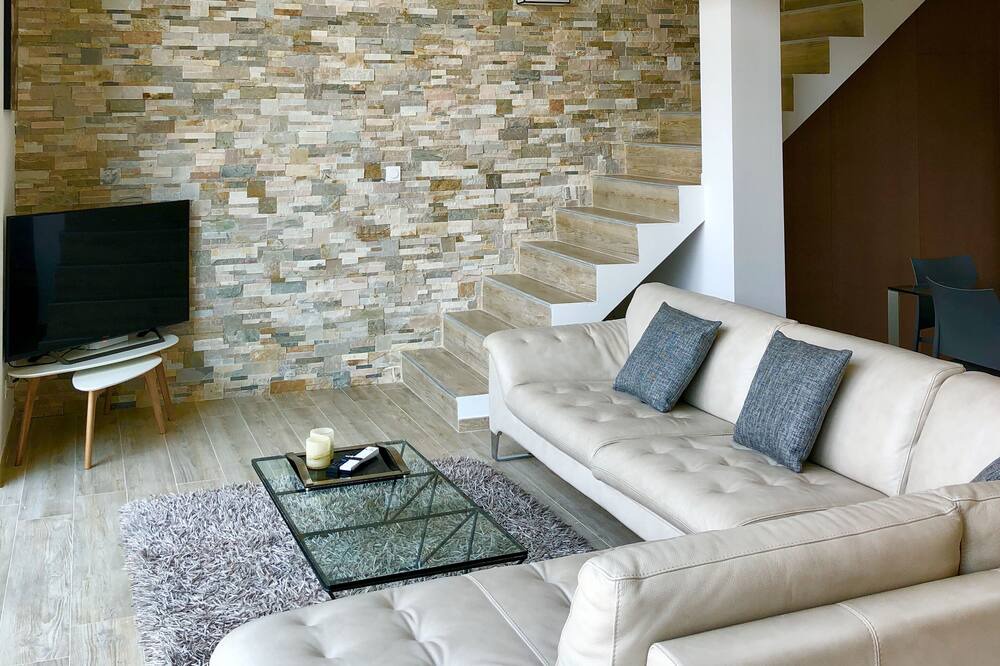 Photo of Livingroom in Ville-di-Pietrabugno