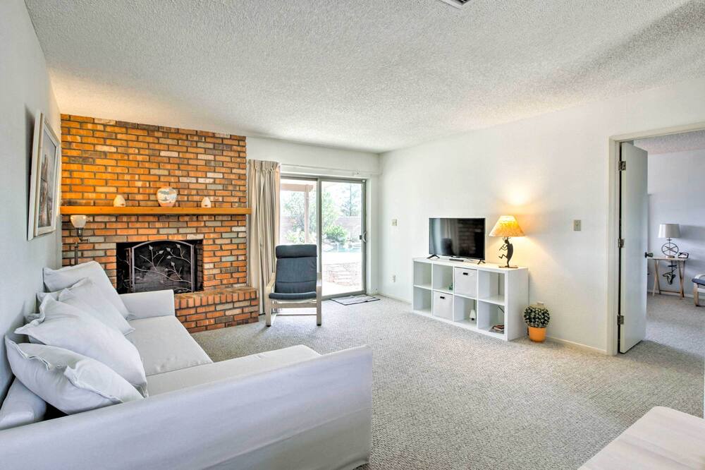 Photo of Livingroom in Pearce
