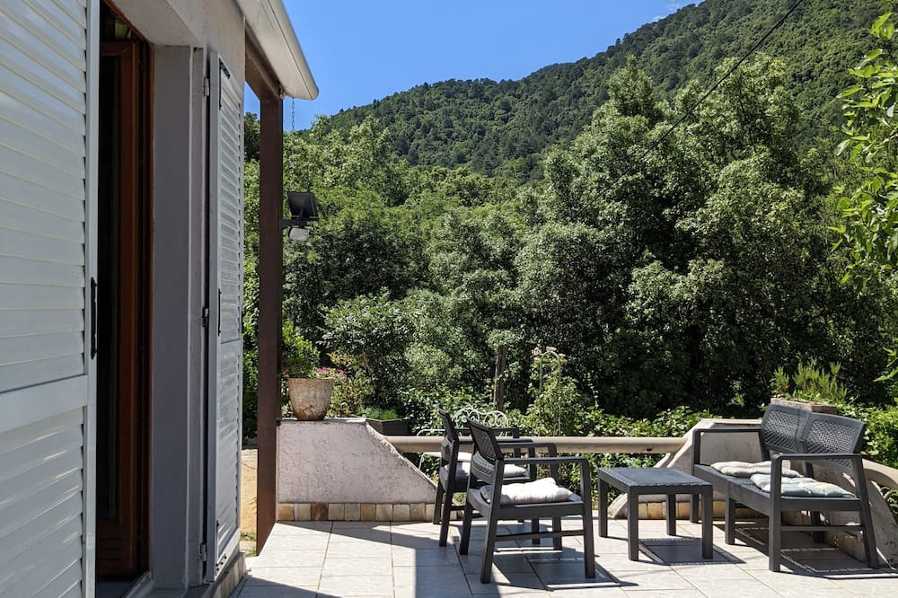 Photo of Patio Balcony in Chisa
