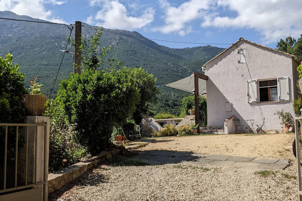 Photo of Outdoor in Chisa
