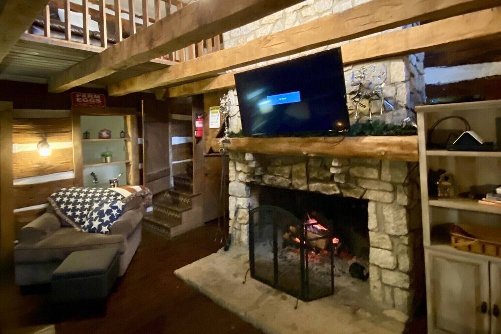 Photo of Livingroom in Bladensburg