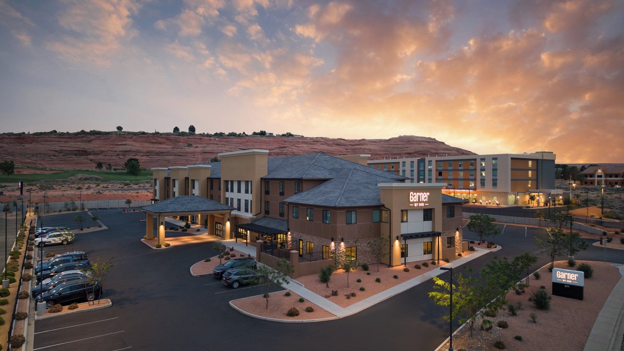 Photo of Outdoor in Page