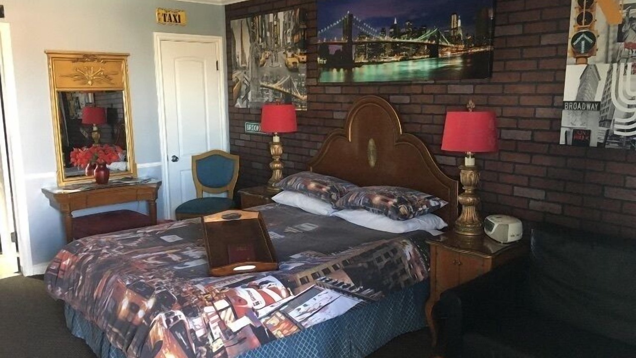 Photo of Bedroom in Victorville