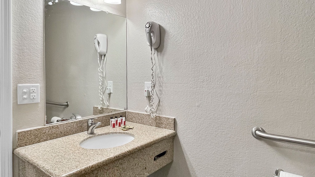 Photo of Bathroom in Clovis