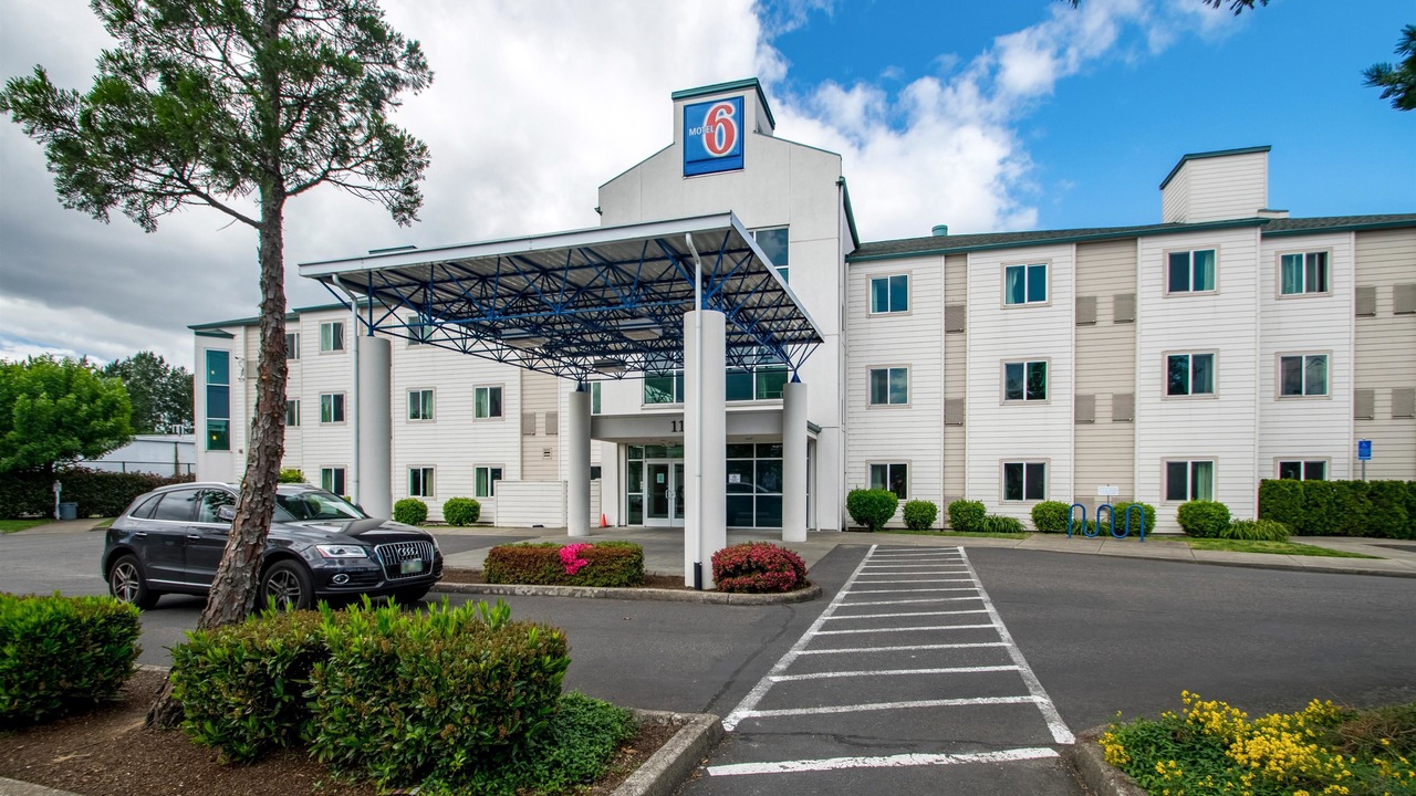Photo of Buildings in East Columbia