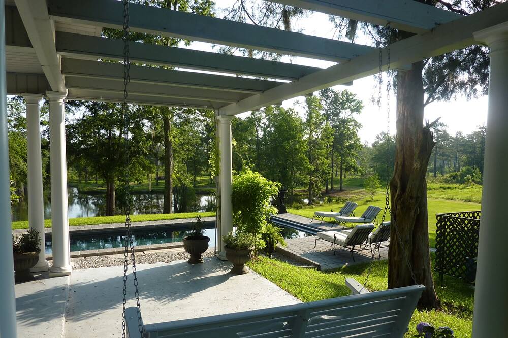 Photo of Outdoor in Pineville