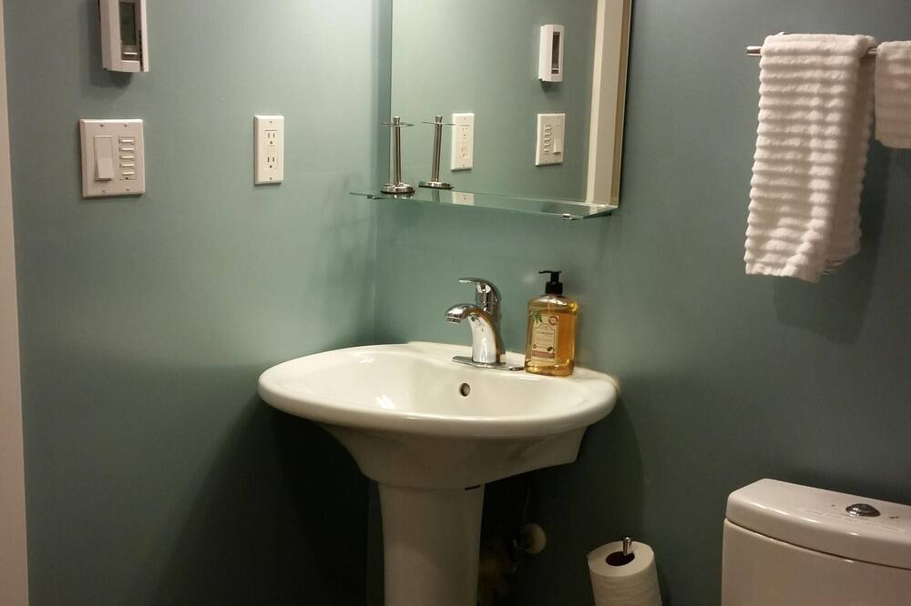 Photo of Bathroom in Annapolis