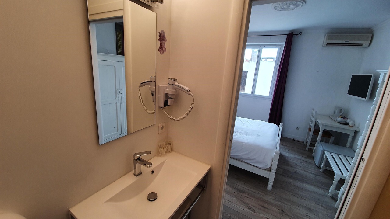 Photo of Bathroom in Solenzara