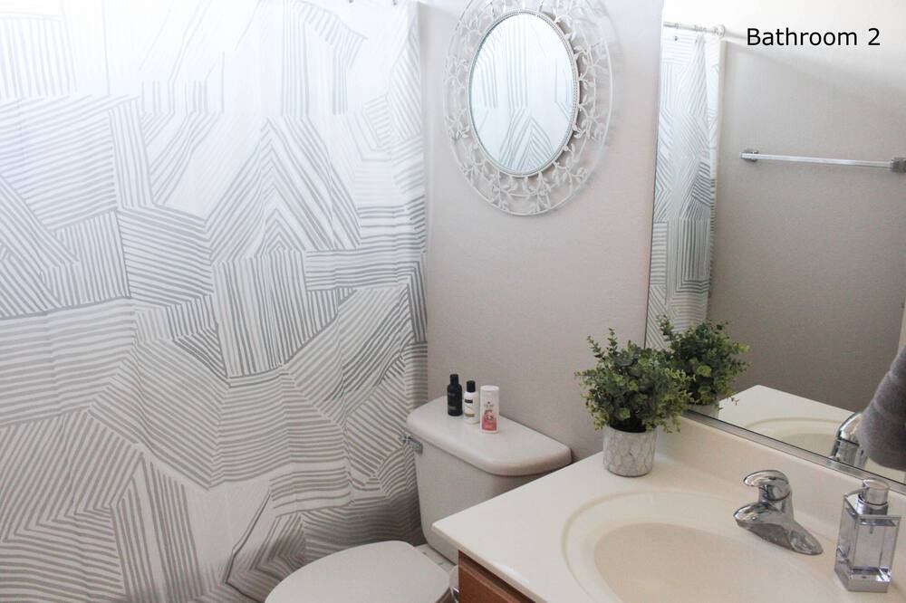 Photo of Bathroom in Orchards Estates