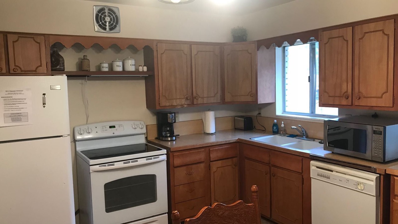 Photo of Kitchen in Mount Carmel Junction