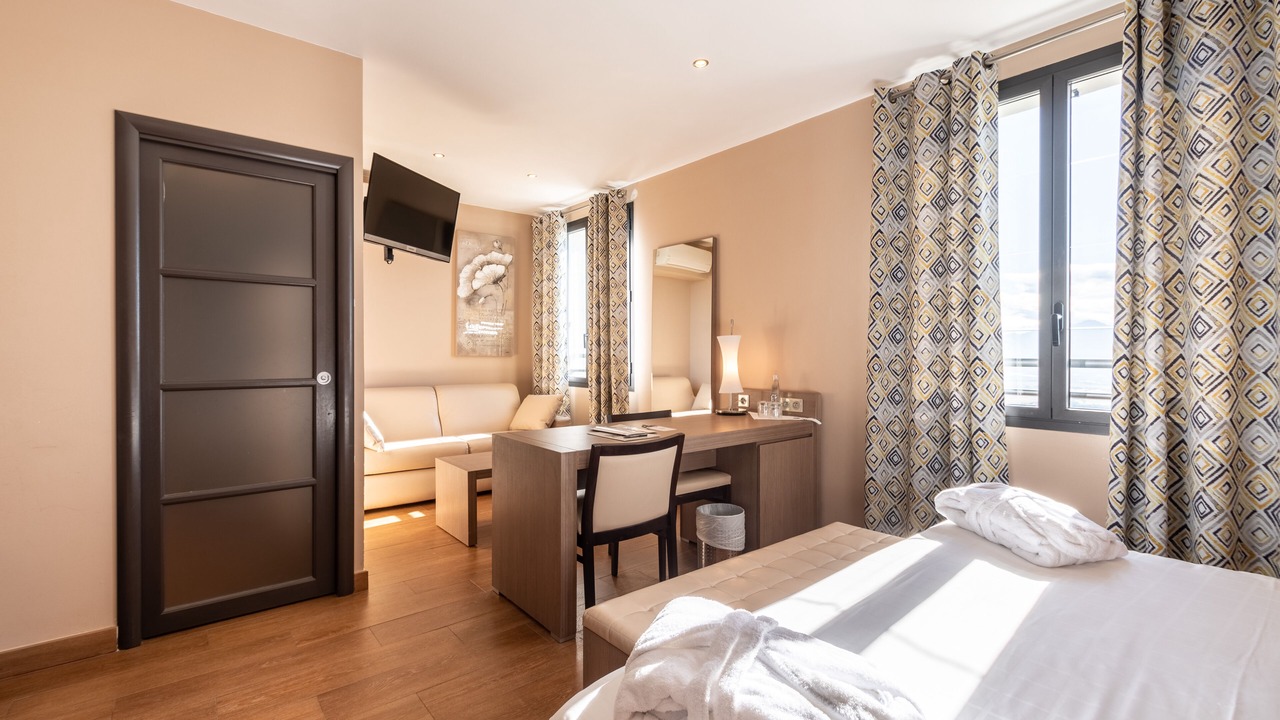 Photo of Bedroom in Lumio