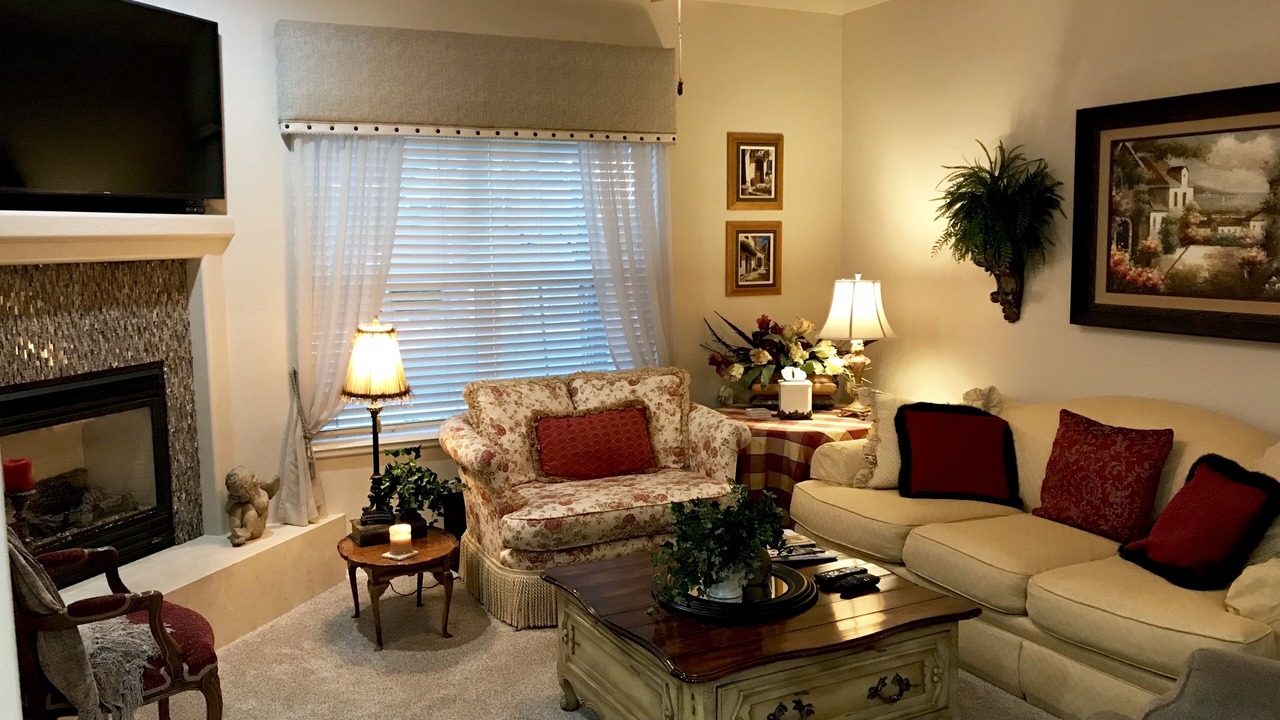 Photo of Livingroom in Swiss Manor