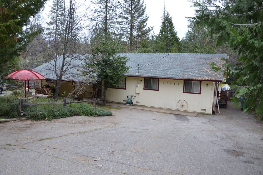 Photo of Others in Wishon