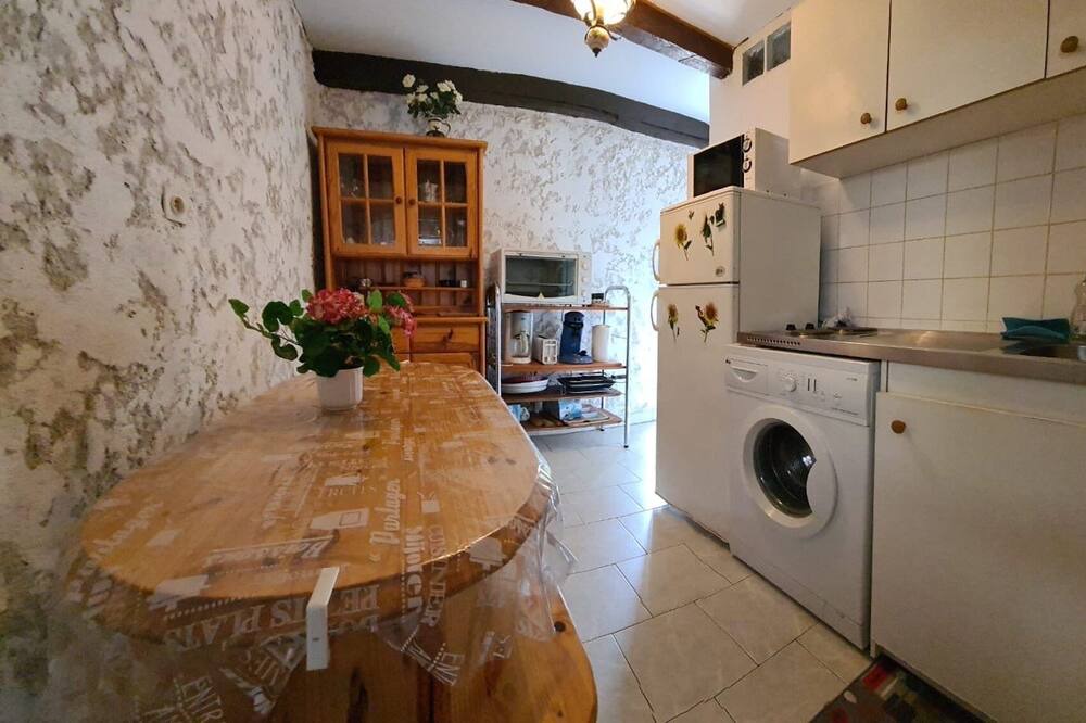 Photo of Kitchen in Renno