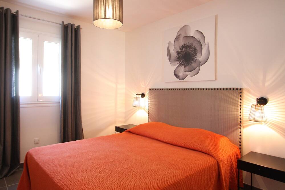 Photo of Bedroom in Calvi