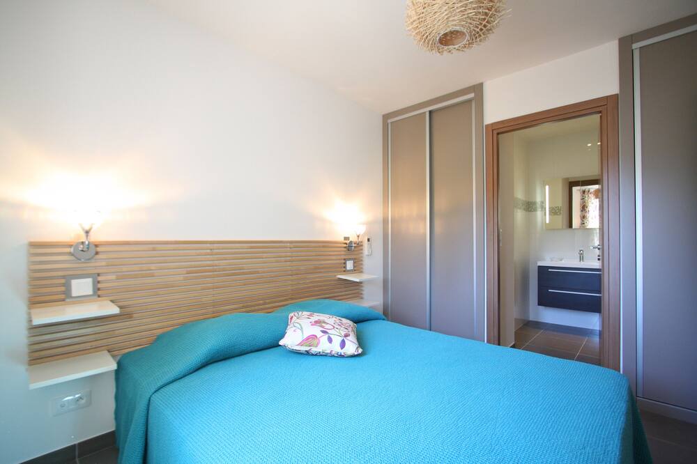 Photo of Bedroom in Calvi