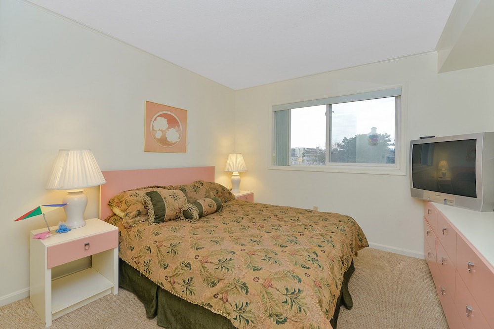 Photo of Bedroom in Midtown Ocean City