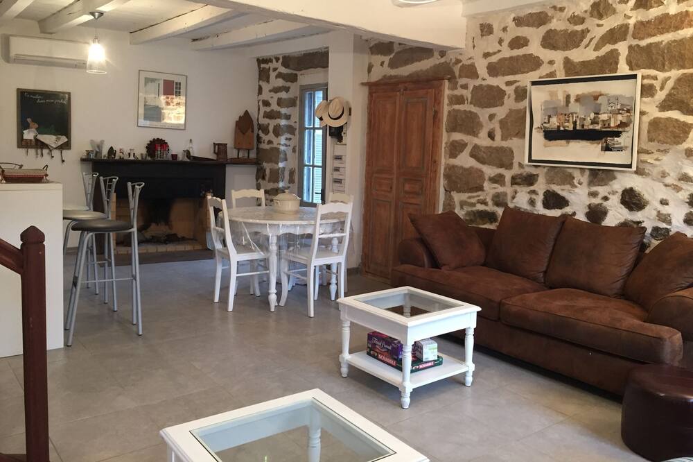 Photo of Livingroom in Ota