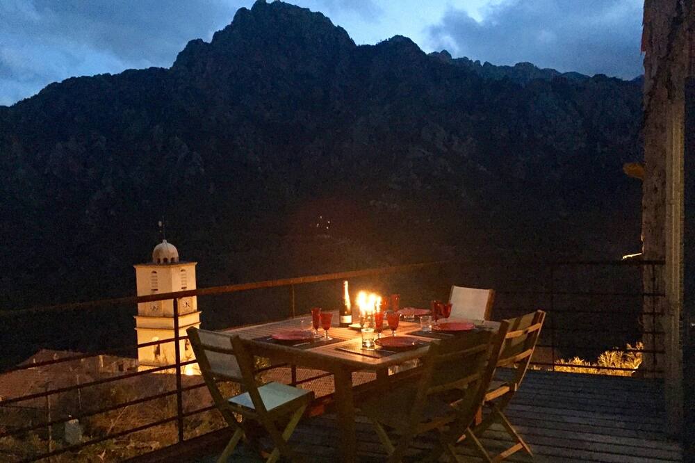 Photo of Patio Balcony in Ota