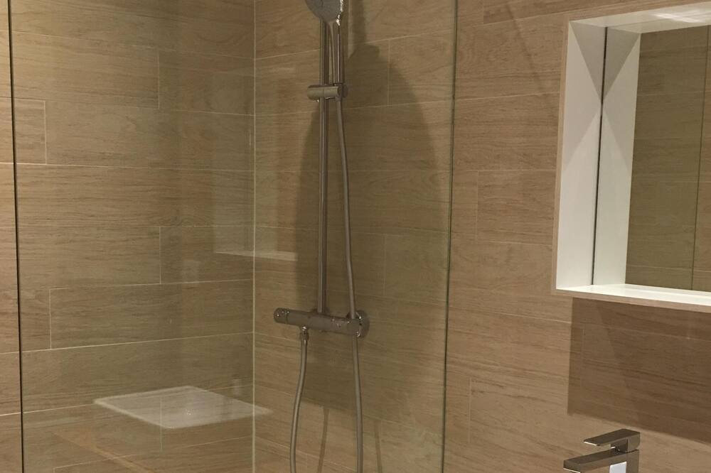 Photo of Bathroom in Calenzana