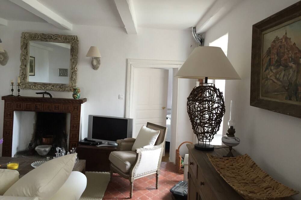 Photo of Bedroom in Canari
