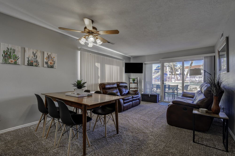 Photo of Livingroom in St. George