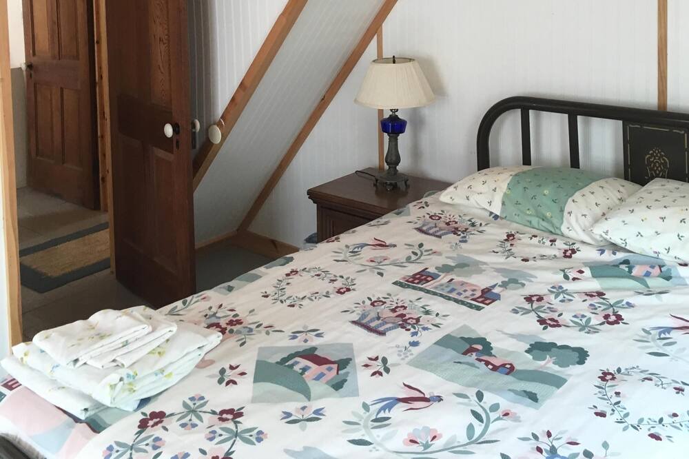 Photo of Bedroom in Thousand Island Park