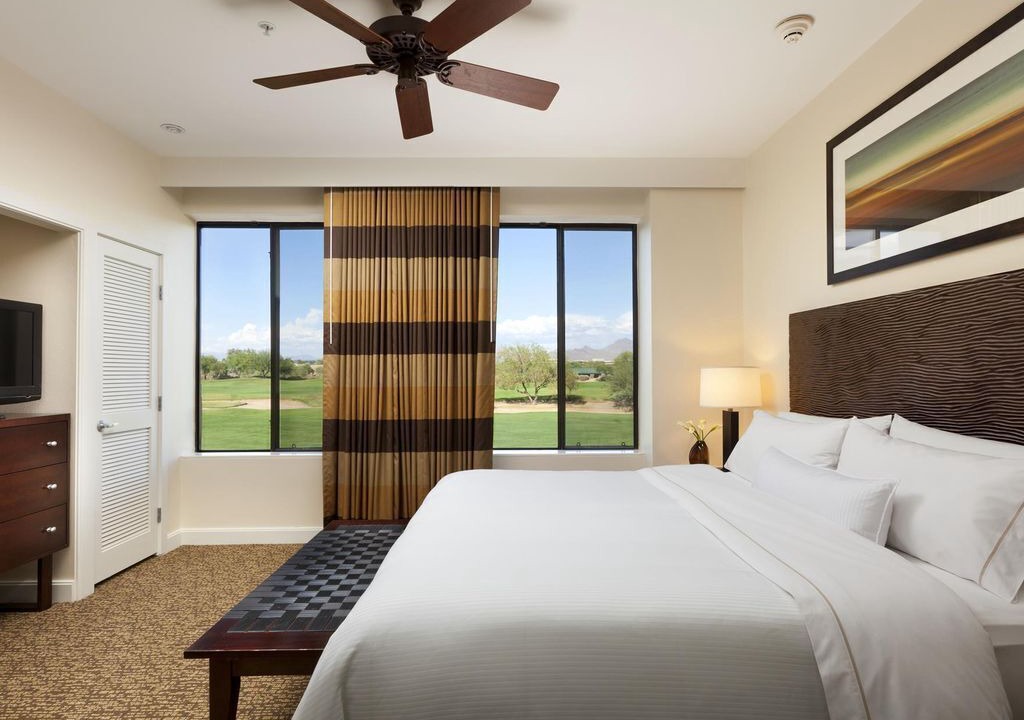 Photo of Bedroom in Paradise Valley Village