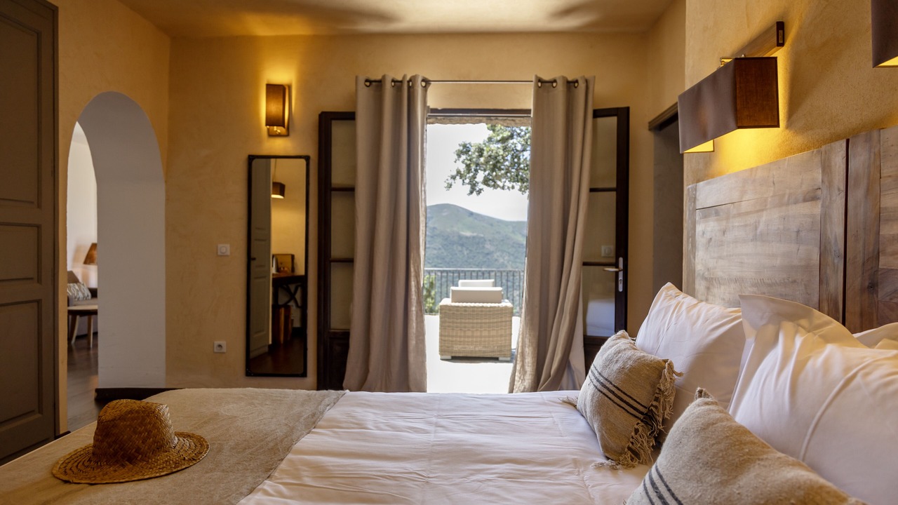 Photo of Bedroom in Lama