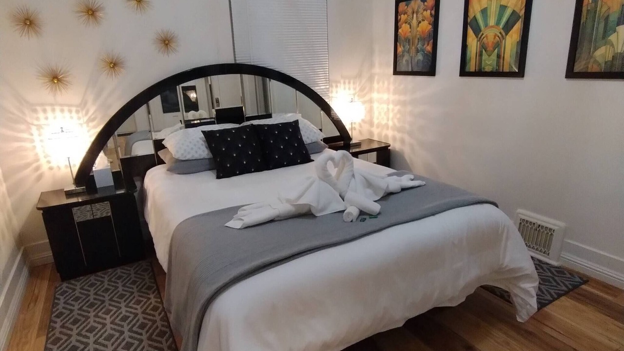 Photo of Livingroom in Midtown