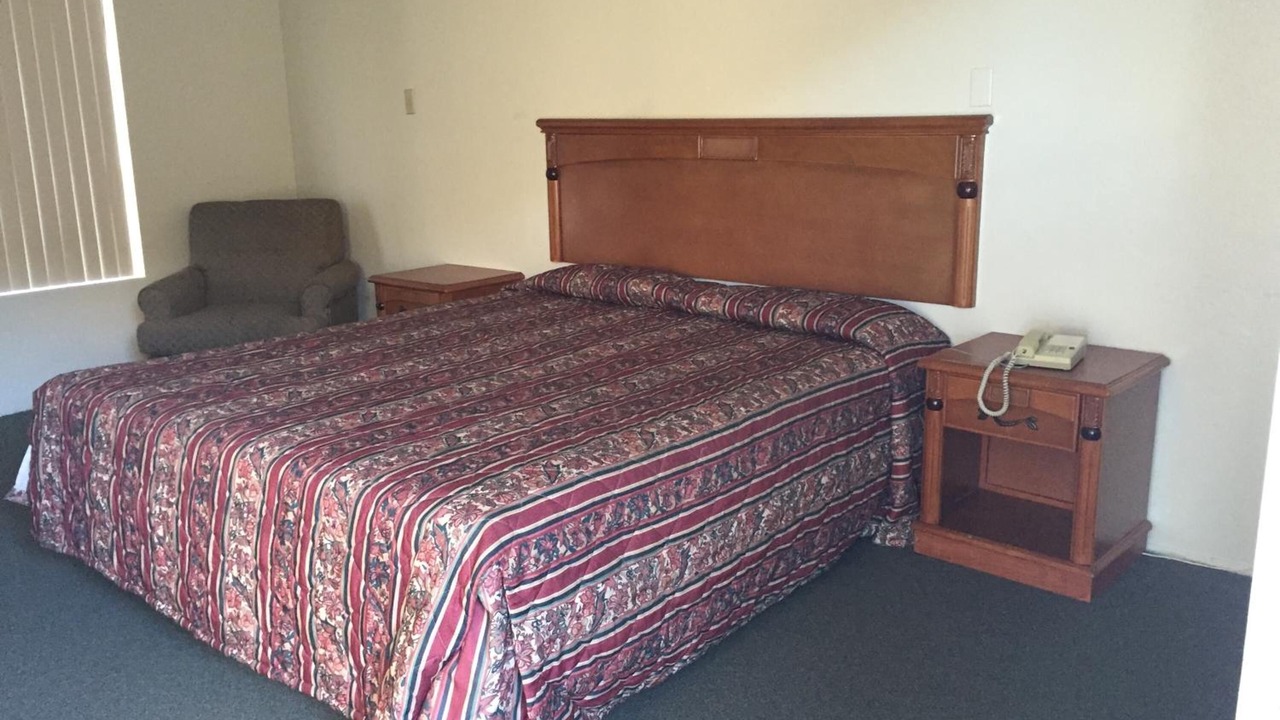 Photo of Bedroom in Tehachapi